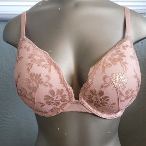 Victoria's Secret 32DDD Pink Push-up bra
